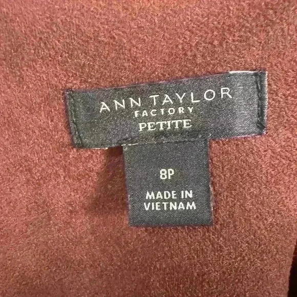 Ann Taylor Faux Suede Brown Knee Length Dress 8P Gold Zipper Pockets Fall - Picture 6 of 7